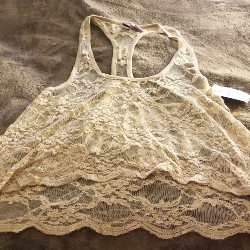 NWT - NEW WITH TAGS